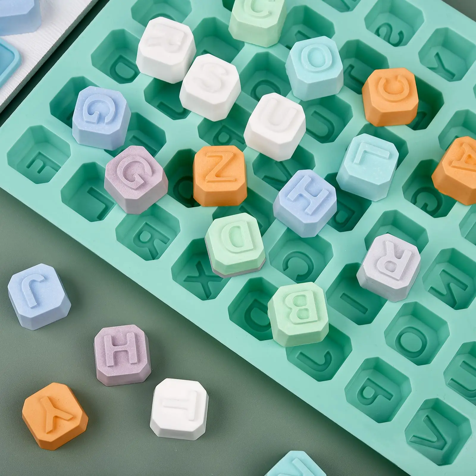 48 文字英語アルファベット文字シリコーン型石鹸型ケーキカッ - Soap Making Supplies Australia のレビューと価格